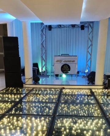 DJ Cris Aracaju - Estrutura e Palco para Festas e Eventos