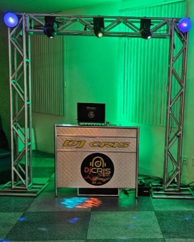 DJ Cris Aracaju - Iluminação para Festas e Eventos
